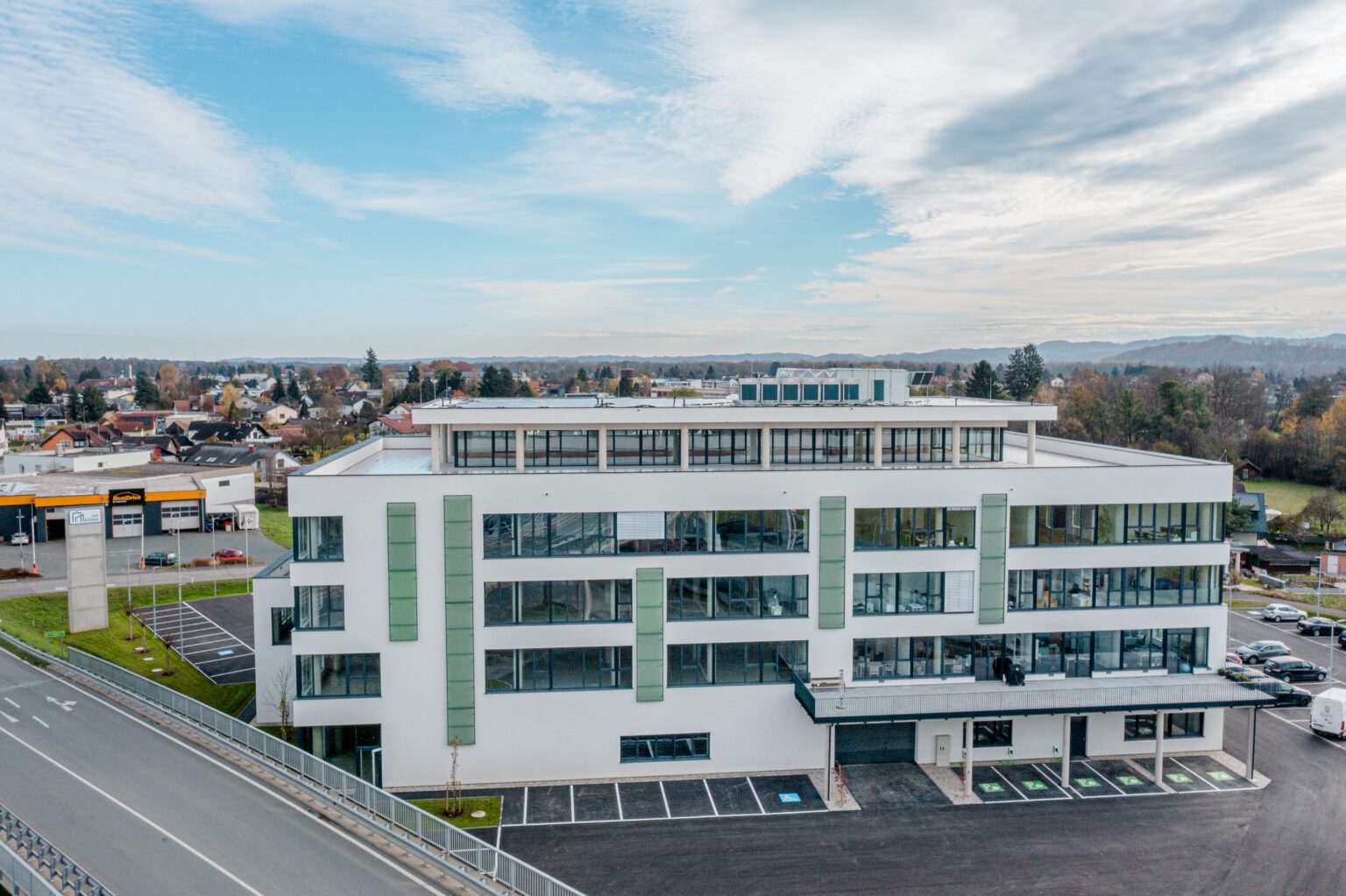 Außenansicht mit der Penthouse-Etage